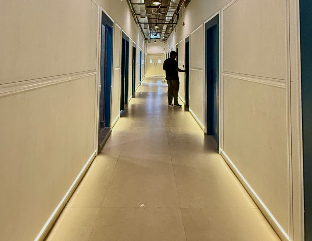 Modern Corridor