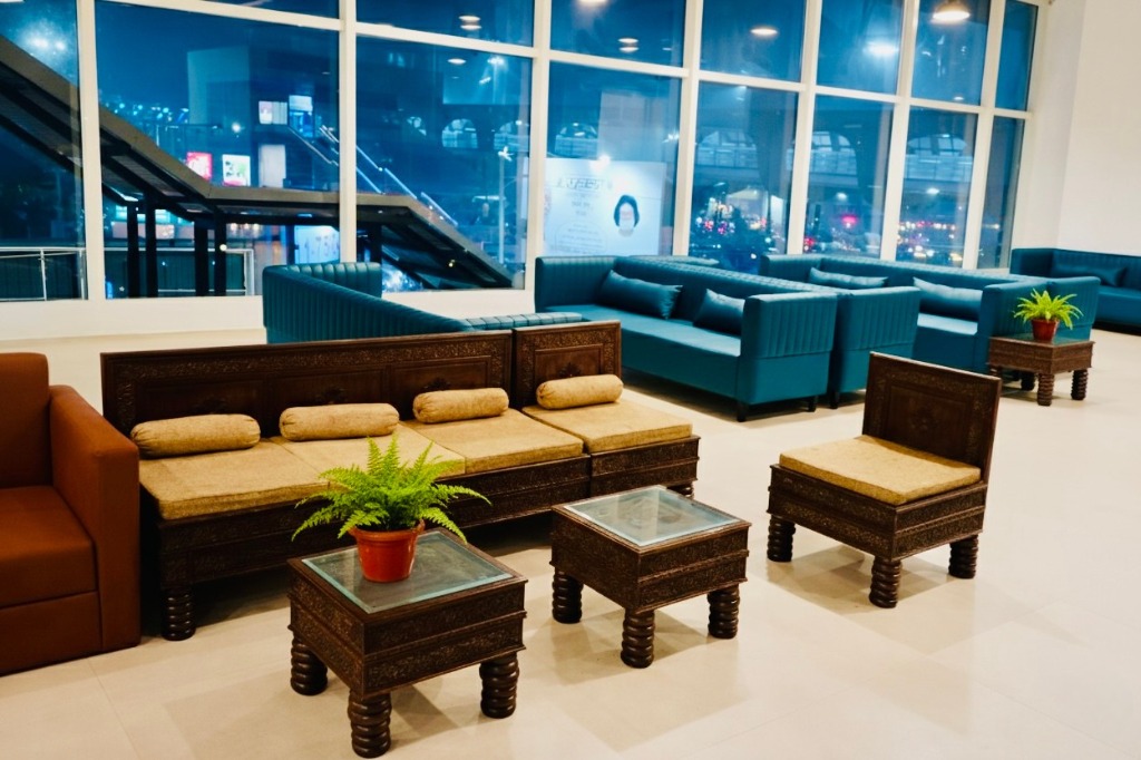 Premium Lounge Night